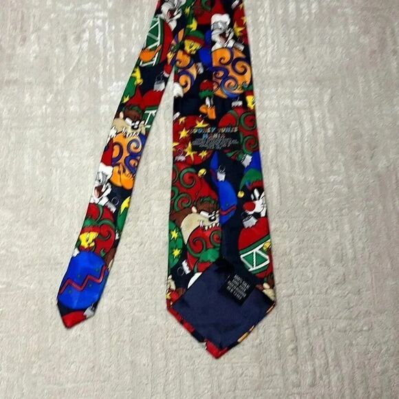 Vintage Warner Bros Looney Tunes Mania Christmas Holiday Tie - Picture 4 of 6